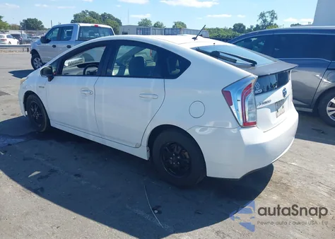 2013 Toyota Prius Two z USA, uszkodzony, nr VIN JTDKN3DU9D5560536